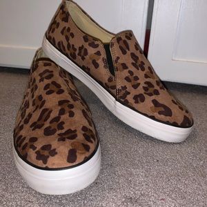 CHEETAH SLIP ONS